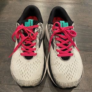Brooks Ghost 11 Running Shoes
